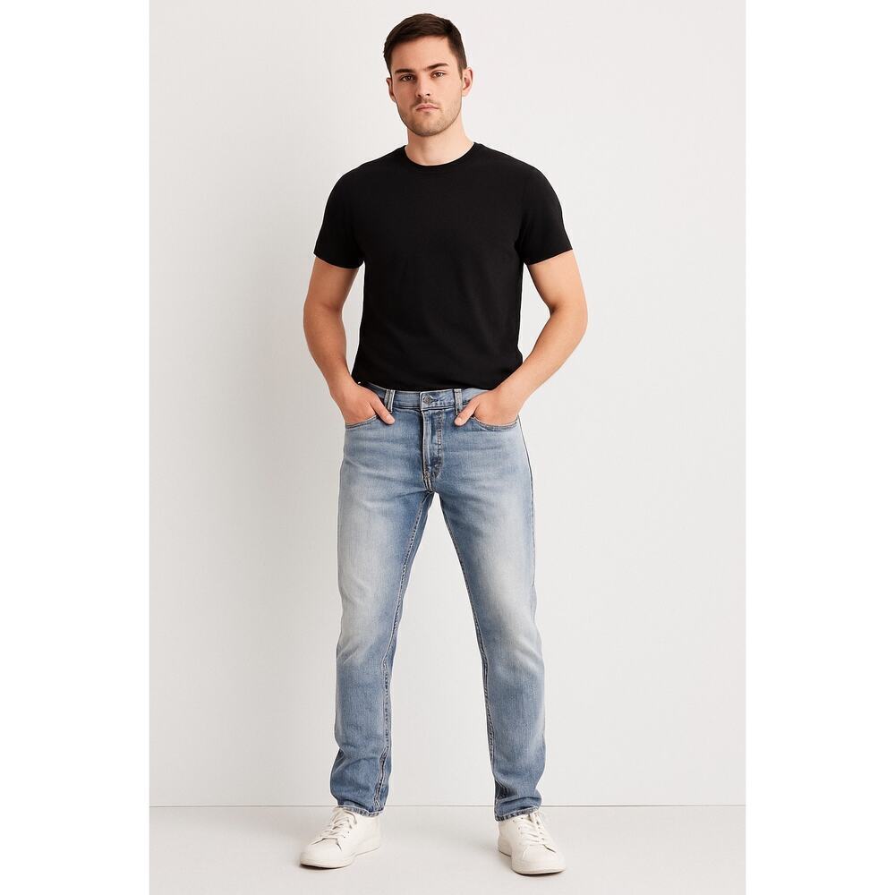American Eagle Slim Fit 360° Flex Jeans 29x32 Light Wash Distressed Look